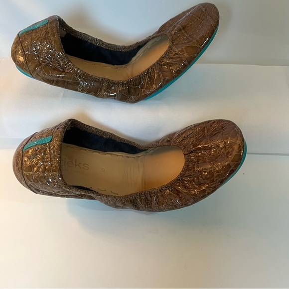 Tieks Women's Italian Leather Brown Croc Ballet Flats - Office 01 - Picture 6 of 15